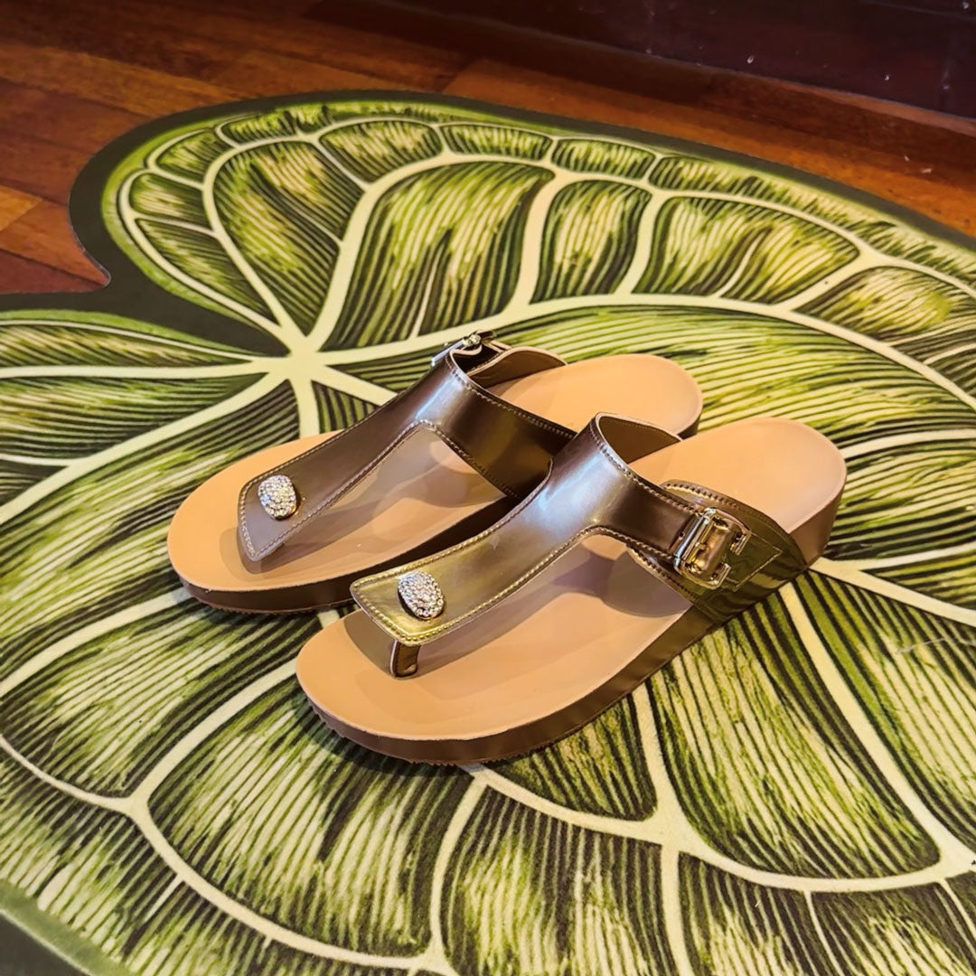 Dazzle Rhinestone Adjustable Flip-Flops [LiteStep Collection]